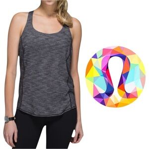 Lululemon Wild Tank size 4
Heathered Black / Black W1I90S